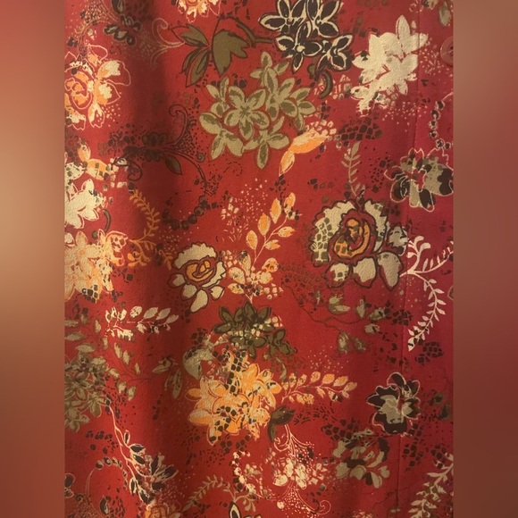 Christopher & Banks wrap skirt-size 10 like new beautiful floral wrap skirt - Picture 3 of 8